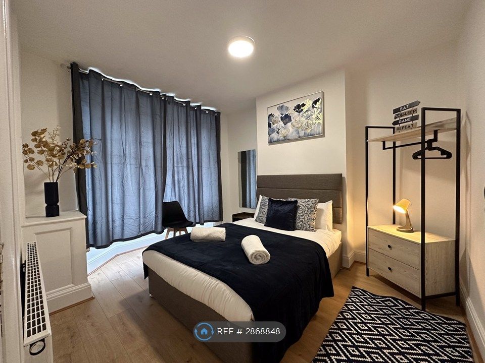 Property photo 3 of 19 Ground Floor - Bedroom / Reception