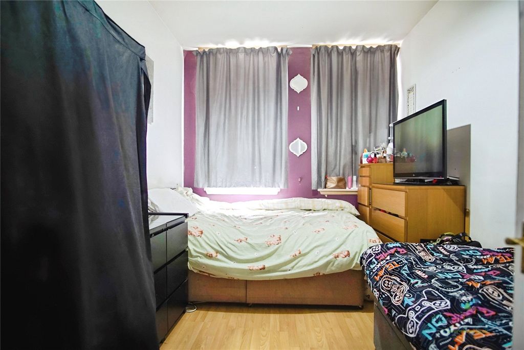 Property photo 3 of 4 Picture No. 03