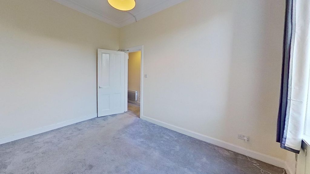 Property photo 3 of 8 Picture No. 09