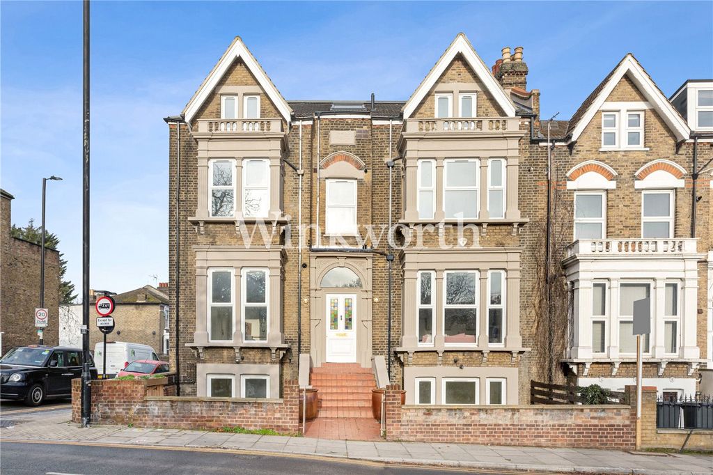 Property photo 1 of 17 Picture No. 01