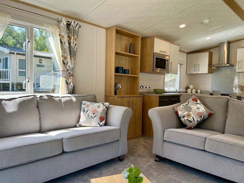 Property photo 1 of 7 - Carnaby Silverdale For Sale