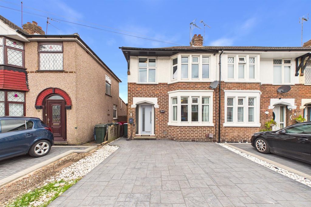 Property photo 1 of 19 8c45d748109d4Fd191607Af9E2E16Bf5_100_Cam03736G0-Pr