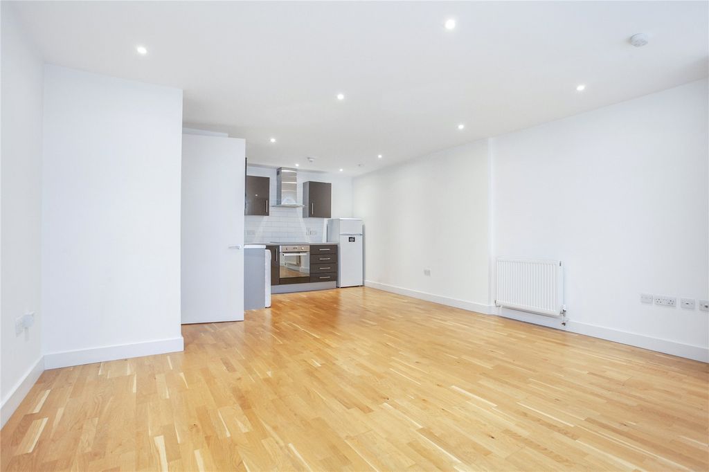 Property photo 3 of 11 Picture No. 04