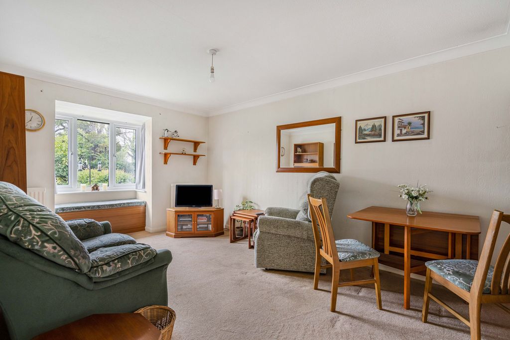 Property photo 2 of 13