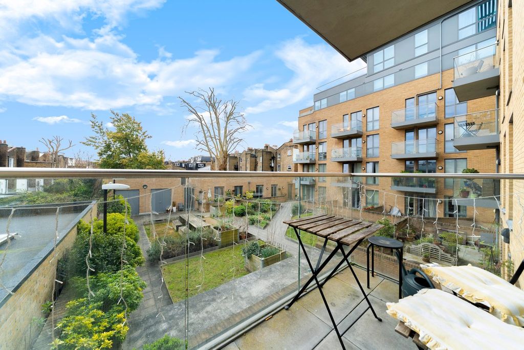 Property photo 3 of 10