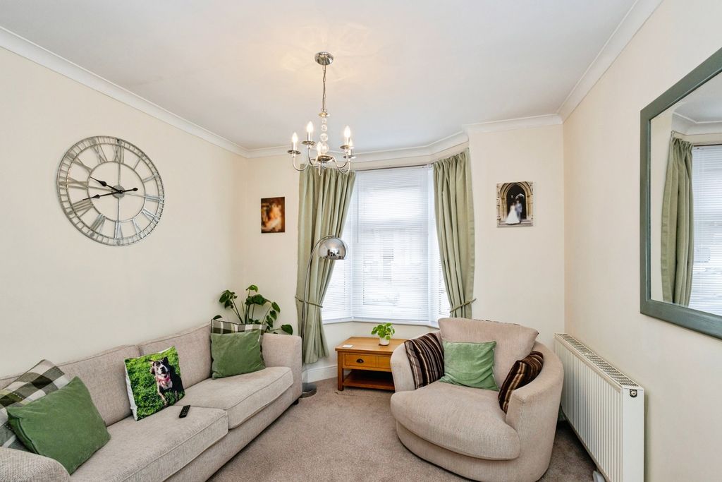 Property photo 2 of 24 Pbox-Img.Jpg