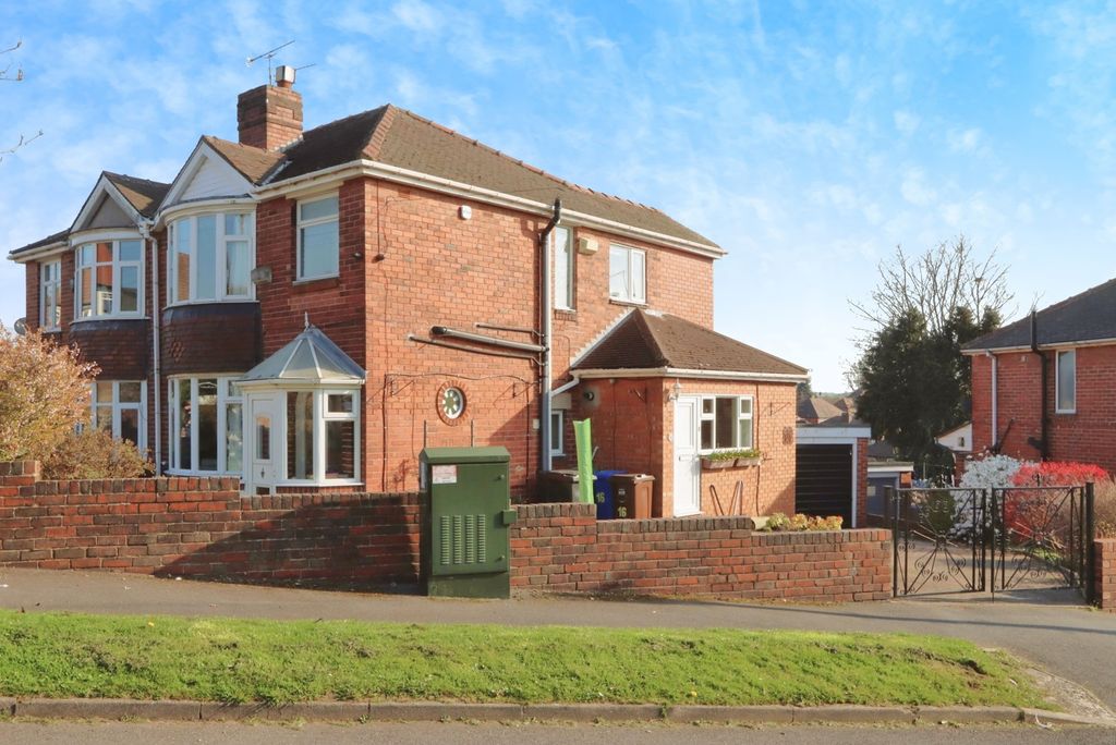 Property photo 2 of 17 Photo
