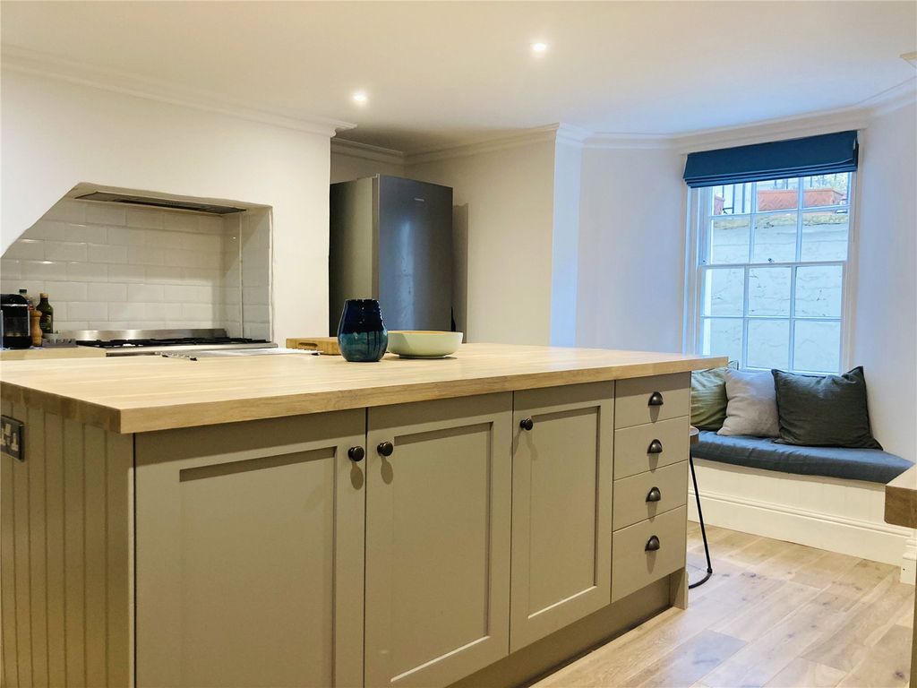 Property photo 3 of 12 Cbl220019_03.Jpg