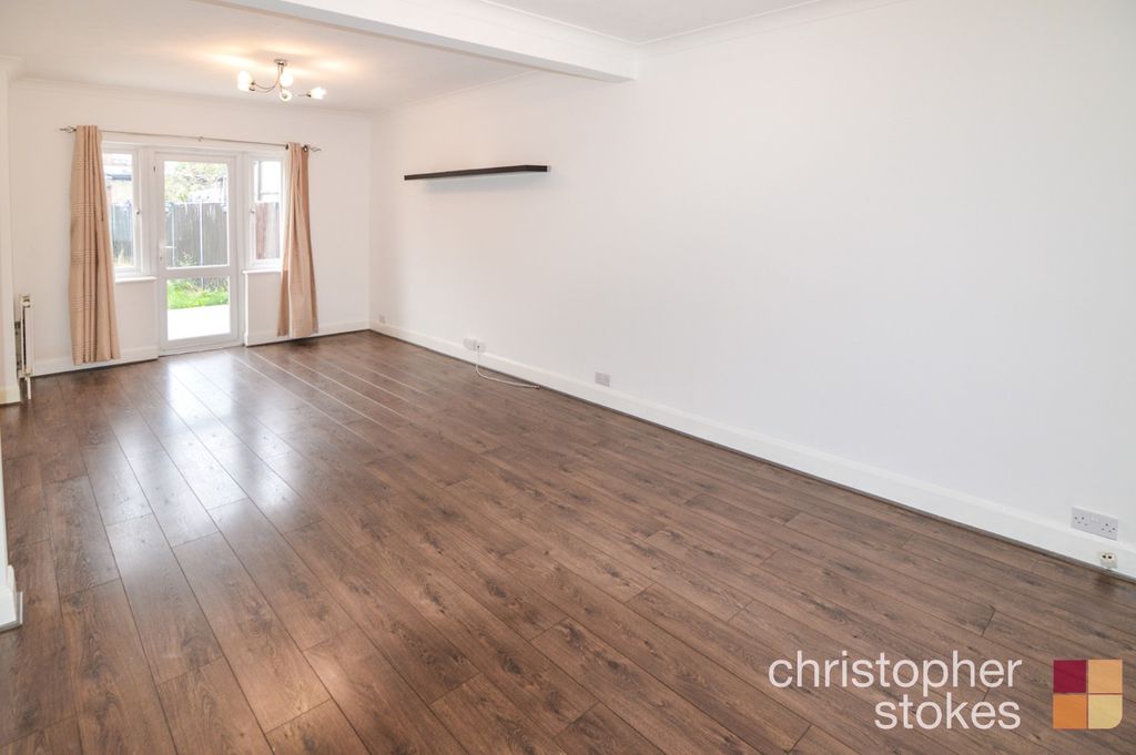 Property photo 2 of 12 4523201