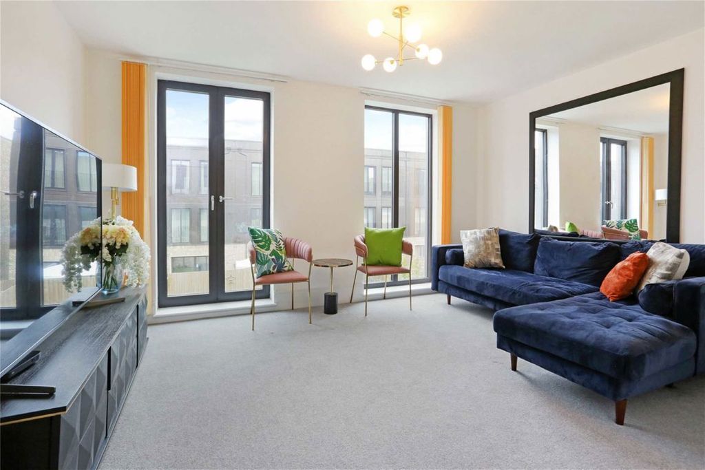 Property photo 2 of 6