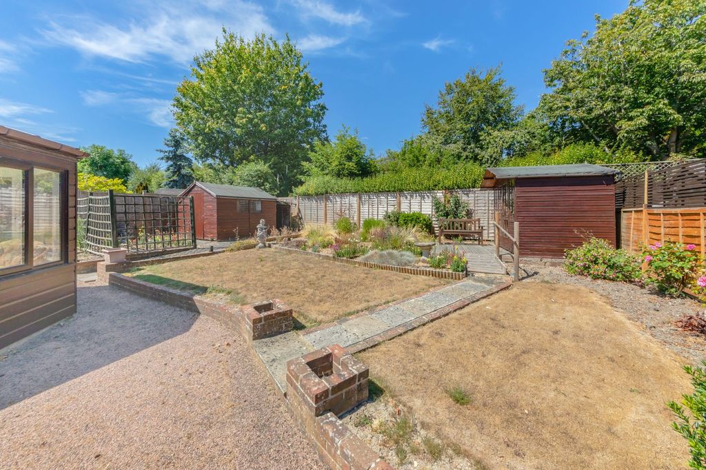 Property photo 3 of 19