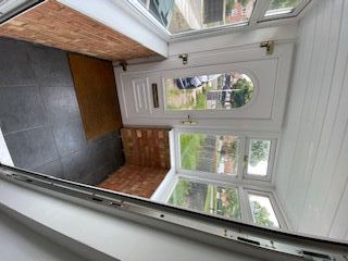 Property photo 2 of 27