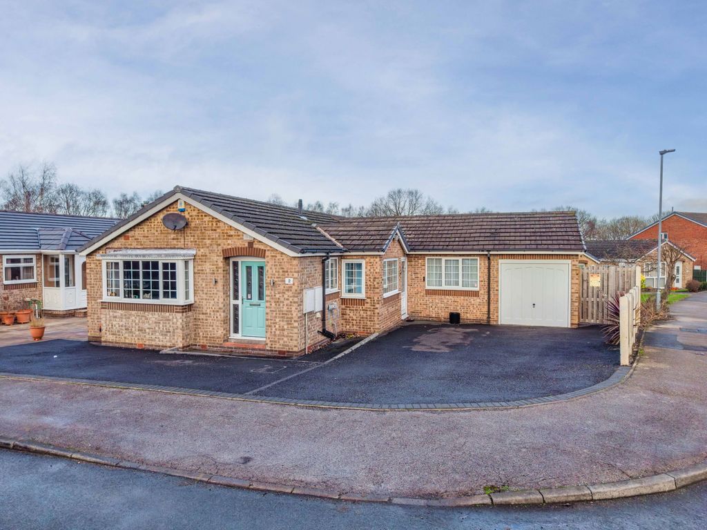 Property photo 1 of 33