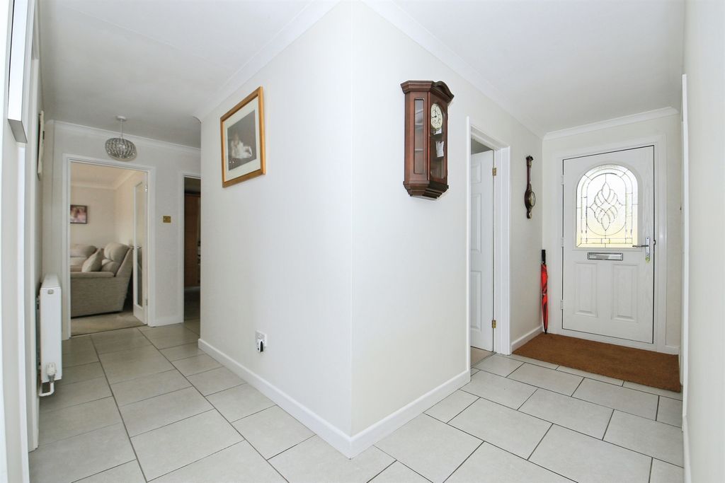 Property photo 2 of 15