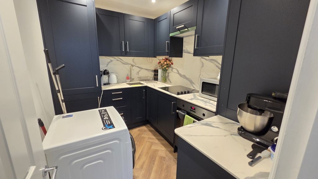 Property photo 2 of 5 2025-10-29 13.13.17