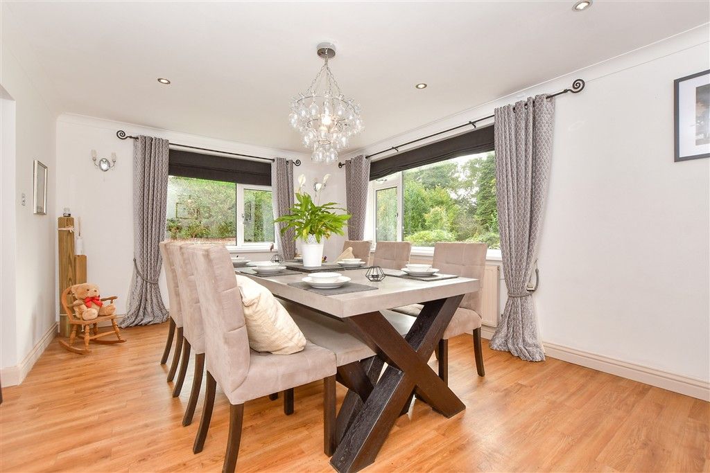 Property photo 2 of 20 Dining Room