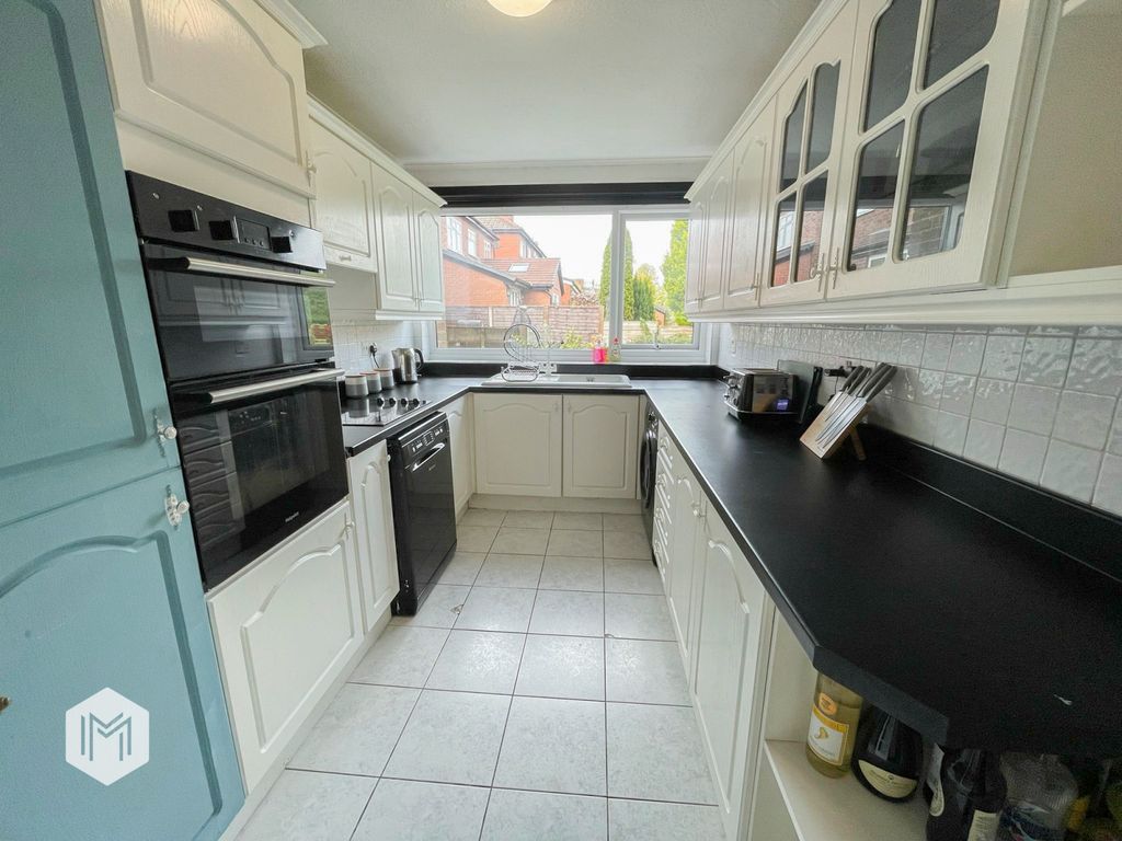 Property photo 3 of 14 Picture No. 23