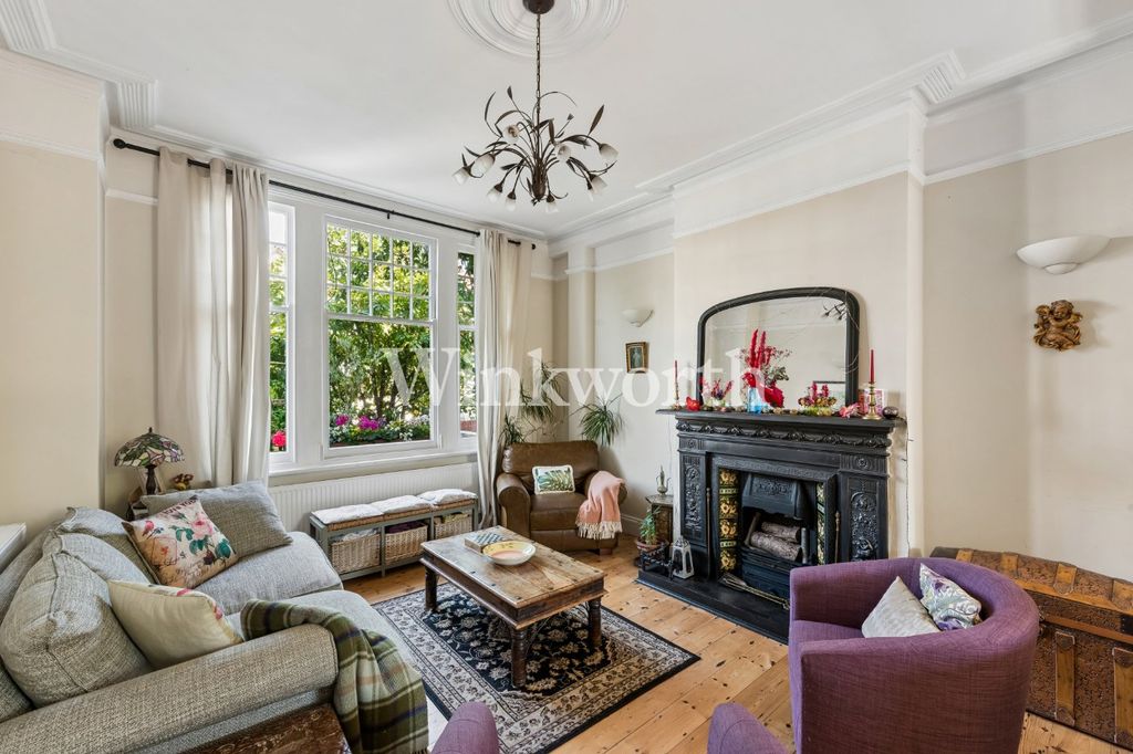 Property photo 1 of 36 Picture No. 27