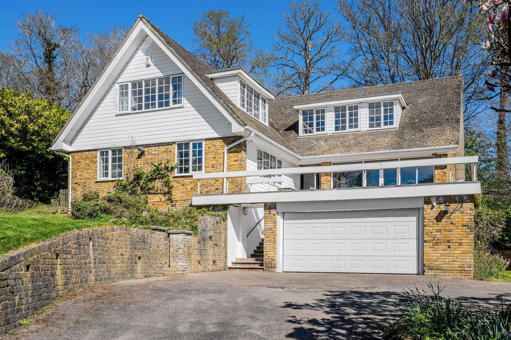 Property photo 1 of 23