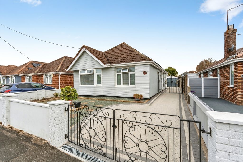 Property photo 1 of 26 Pbox-Img.Jpg