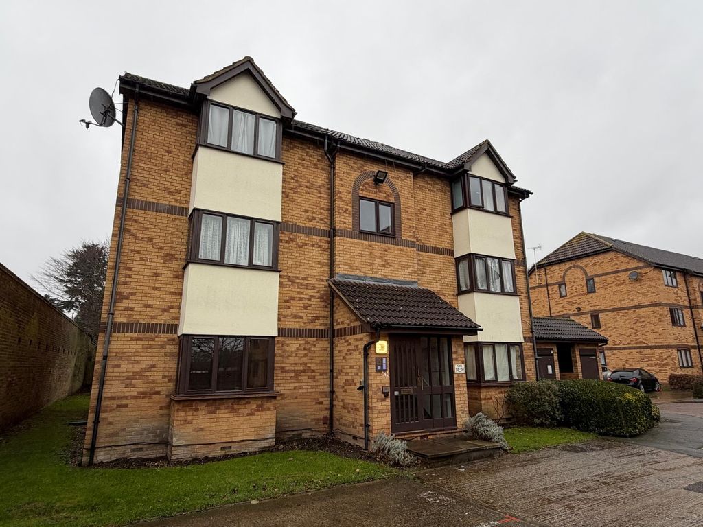 Property photo 1 of 5