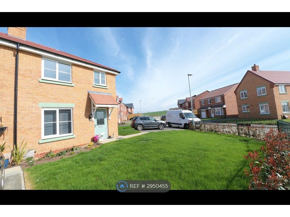 Property photo 2 of 15 Front Garden