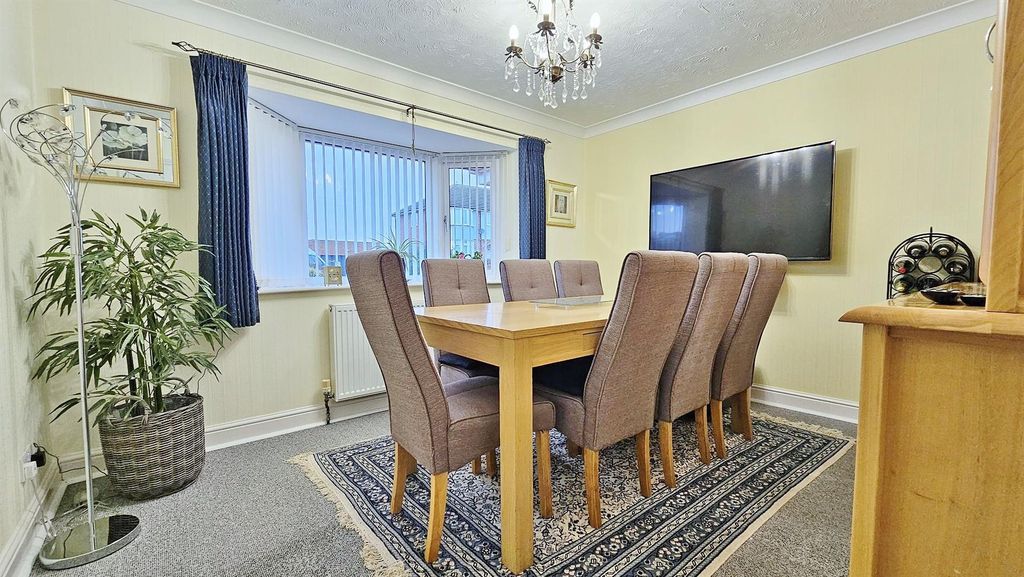 Property photo 2 of 28 Dining Room/Bedroom Four