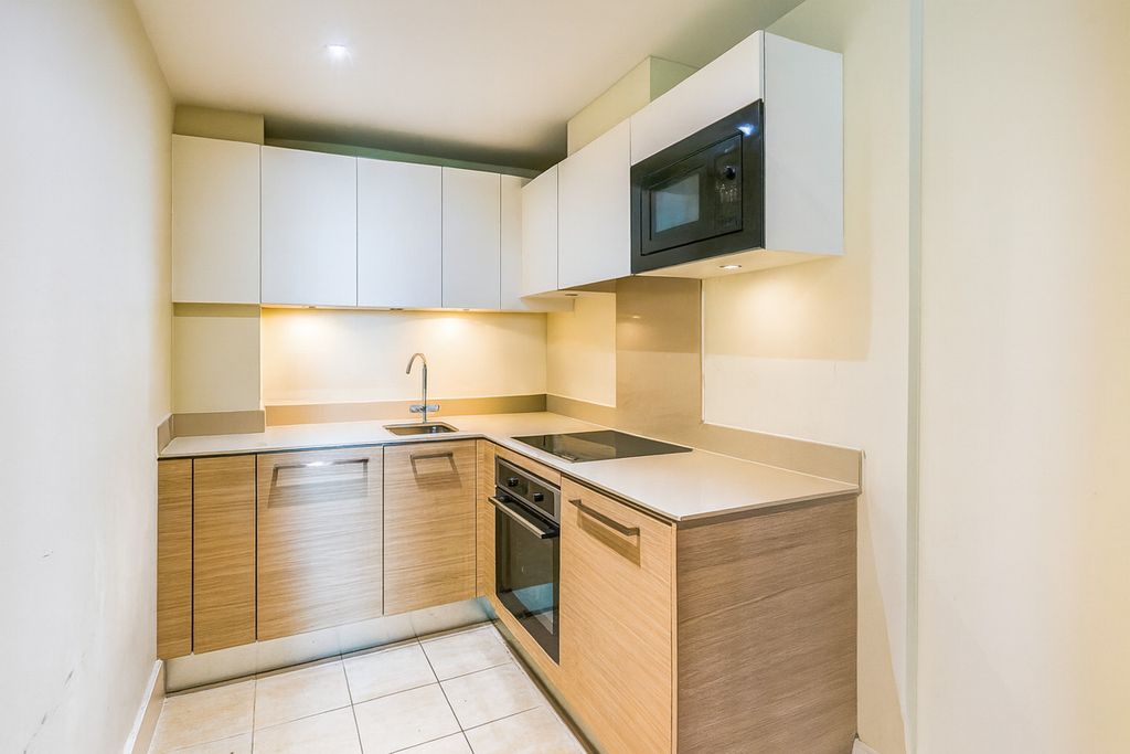 Property photo 2 of 4