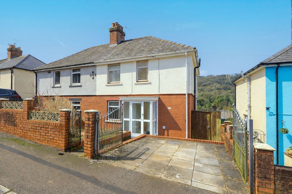 Property photo 1 of 24