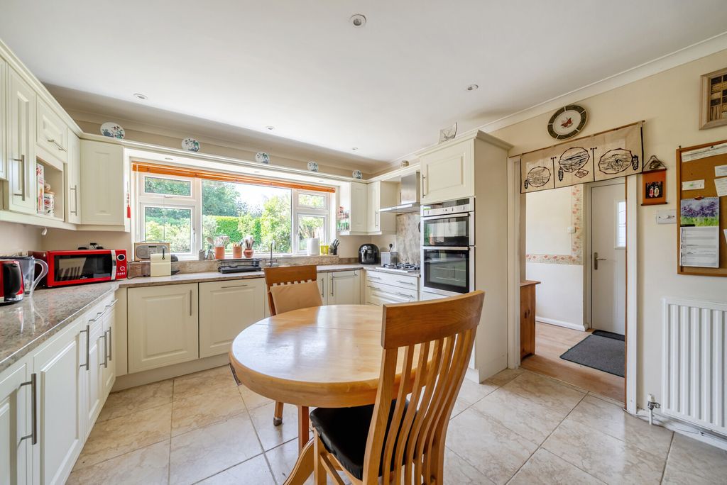Property photo 3 of 20 1-6A15Ad567A8d1-1...