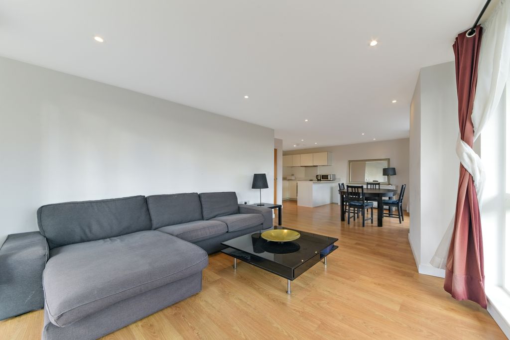 Property photo 2 of 11 Kara Court