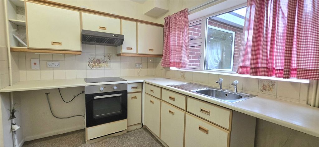 Property photo 2 of 15 Picture No. 70