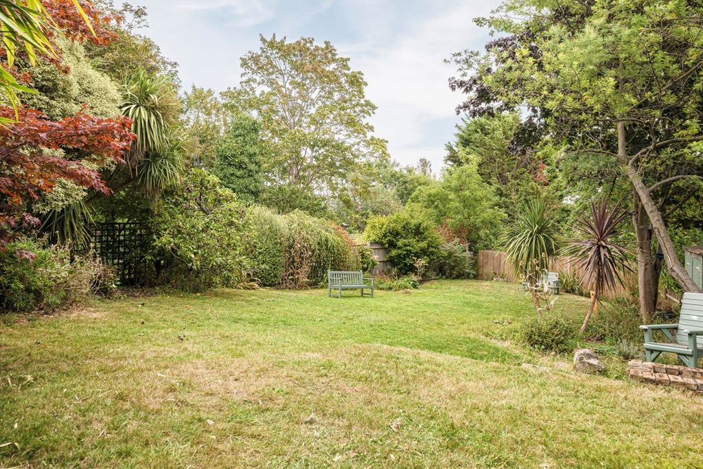 Property photo 3 of 7