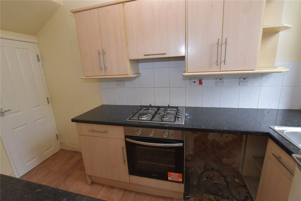 Property photo 3 of 7 Picture No. 07