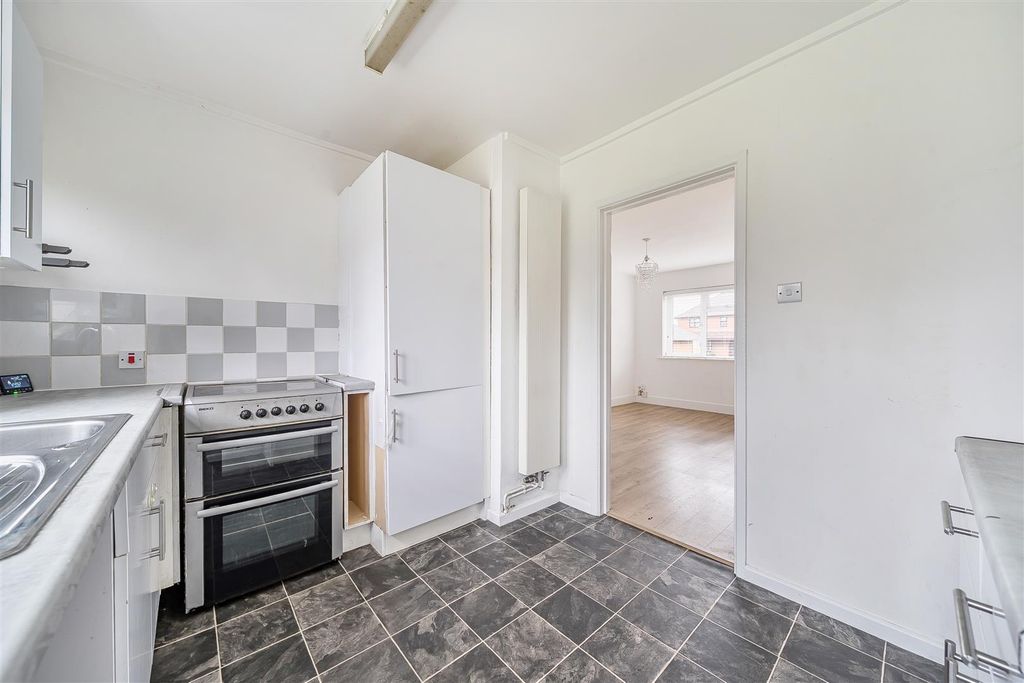 Additional image 14 of 2 bed maisonette for saleSouth Street, Barming, Maidstone ME16
