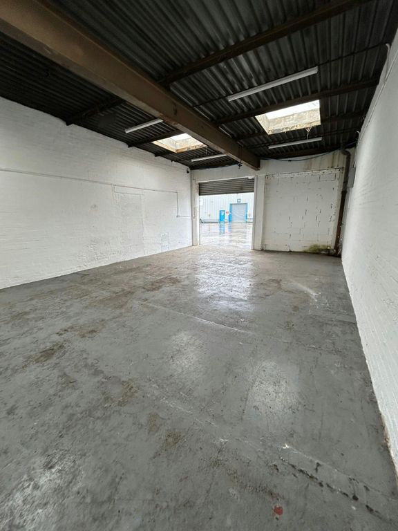 Property photo 2 of 8 763010E5-3072-4445-Bed5-Ad9Aca5B34Fa.Jpg
