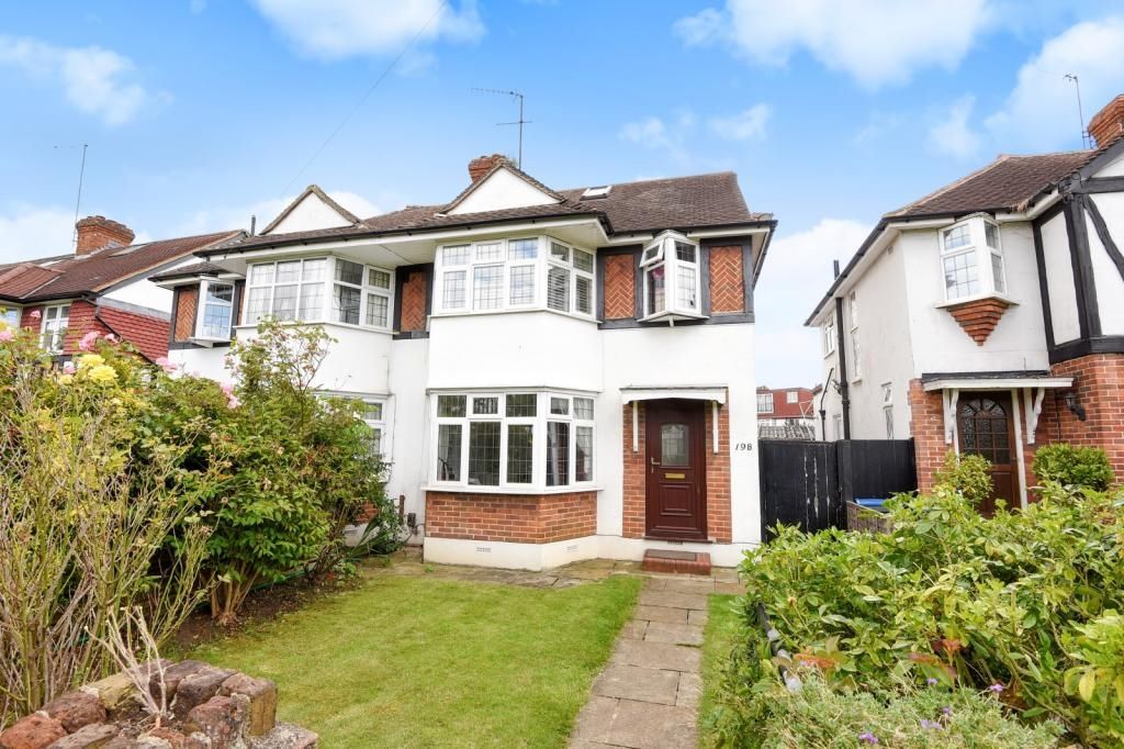 Property photo 1 of 8 Td8