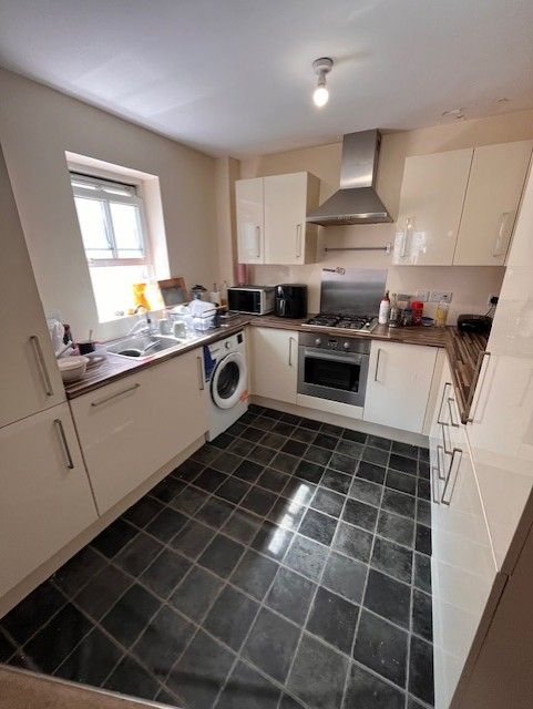 Property photo 2 of 2 Kitchen