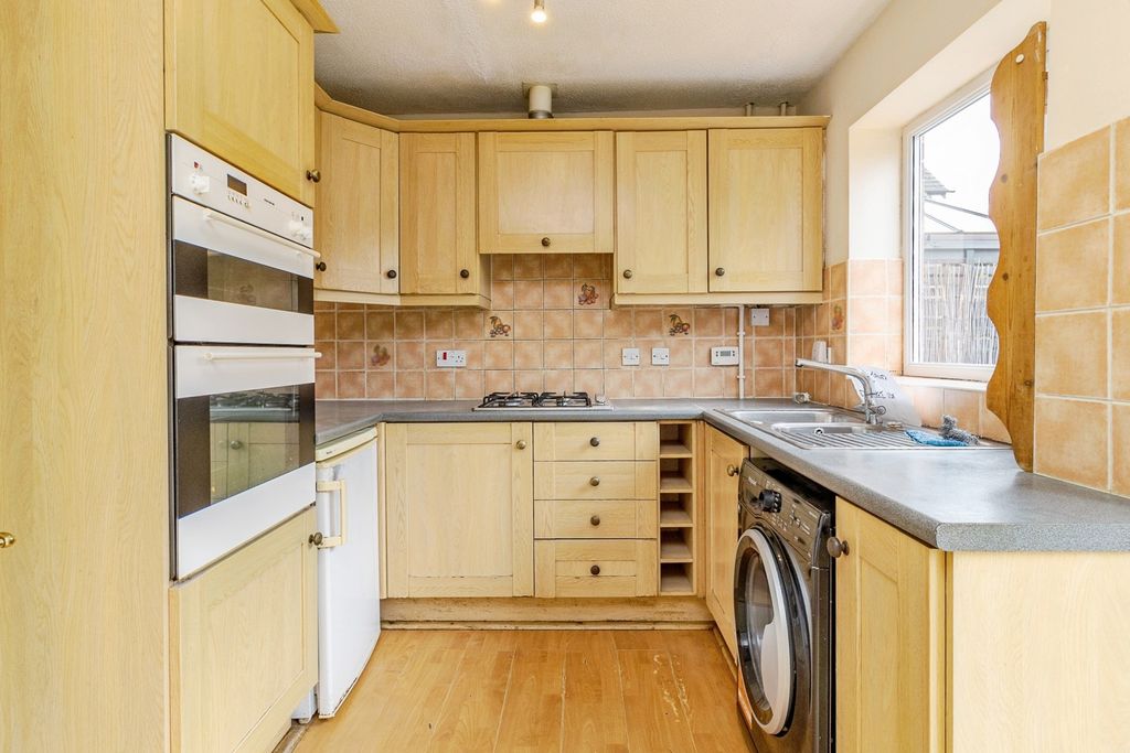 Property photo 2 of 21 Pbox-Img.Jpg