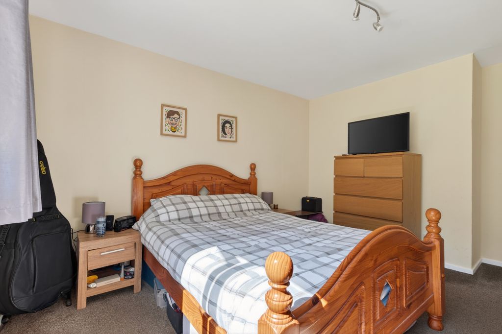 Additional image 16 of 2 bed flat for saleOxgangs Street, Edinburgh EH13
