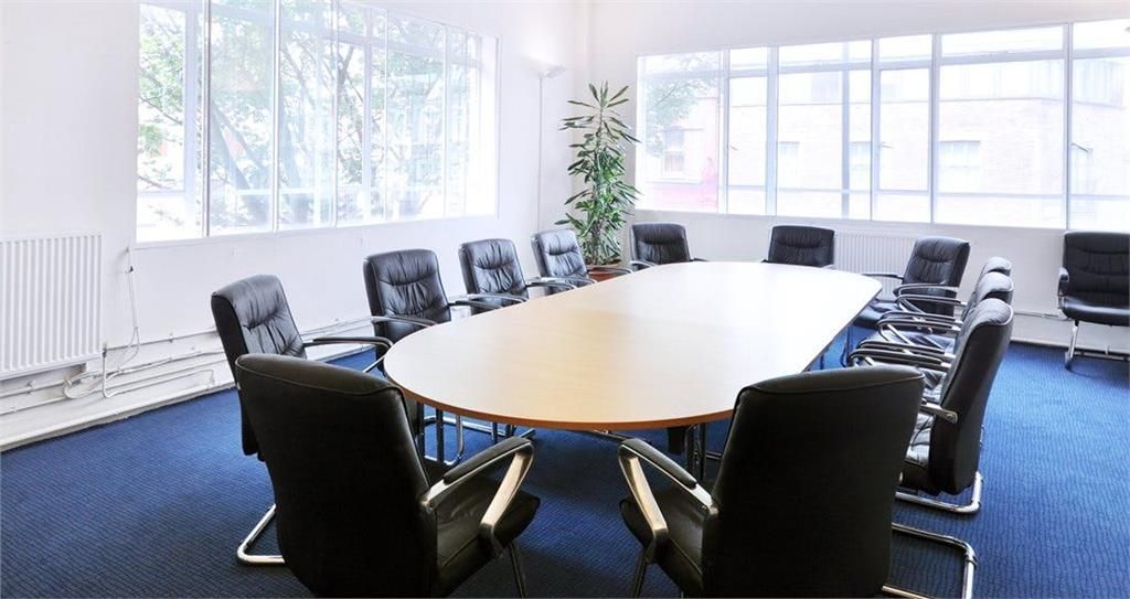 Property photo 2 of 10 Serviced Office To Rent In Essex Rd, Islington, N1