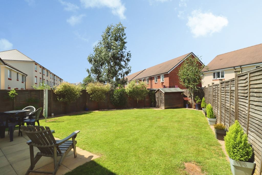 Property photo 3 of 18 Pbox-Img.Jpg