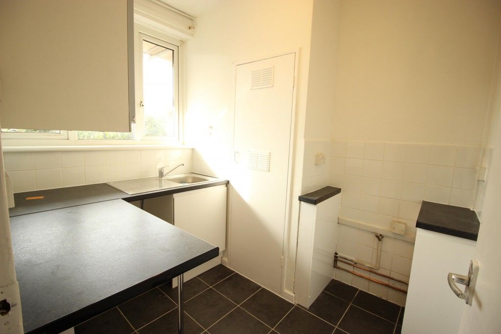 Property photo 3 of 8 Img_2590_3