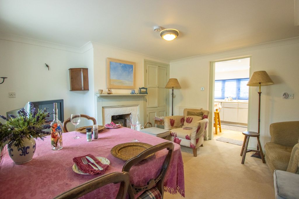 Property photo 3 of 23 4913388