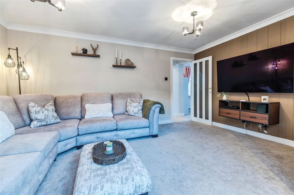 Property photo 3 of 30 Picture No. 24