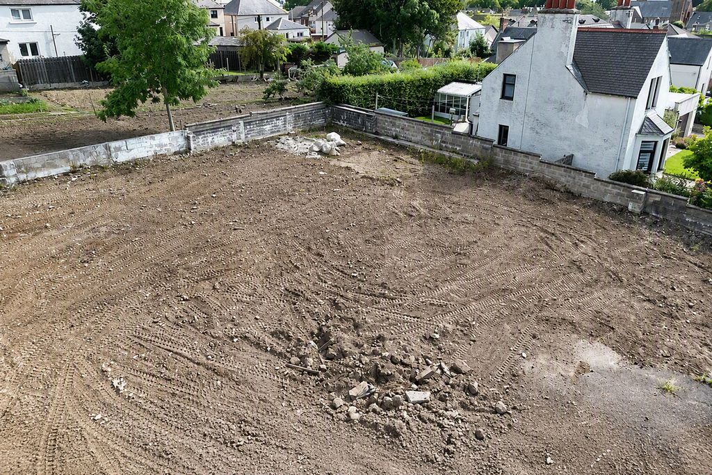 Property photo 2 of 4