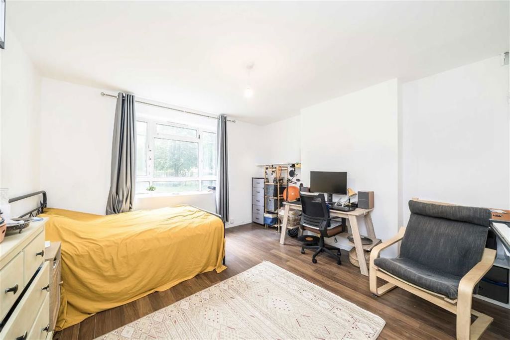 Property photo 2 of 4