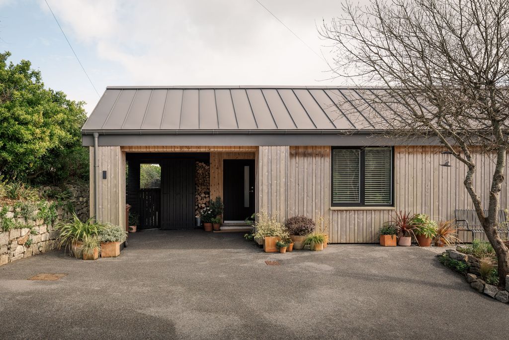 Property photo 2 of 28 335234 - Mh Primrose Cottage-2.Jpg