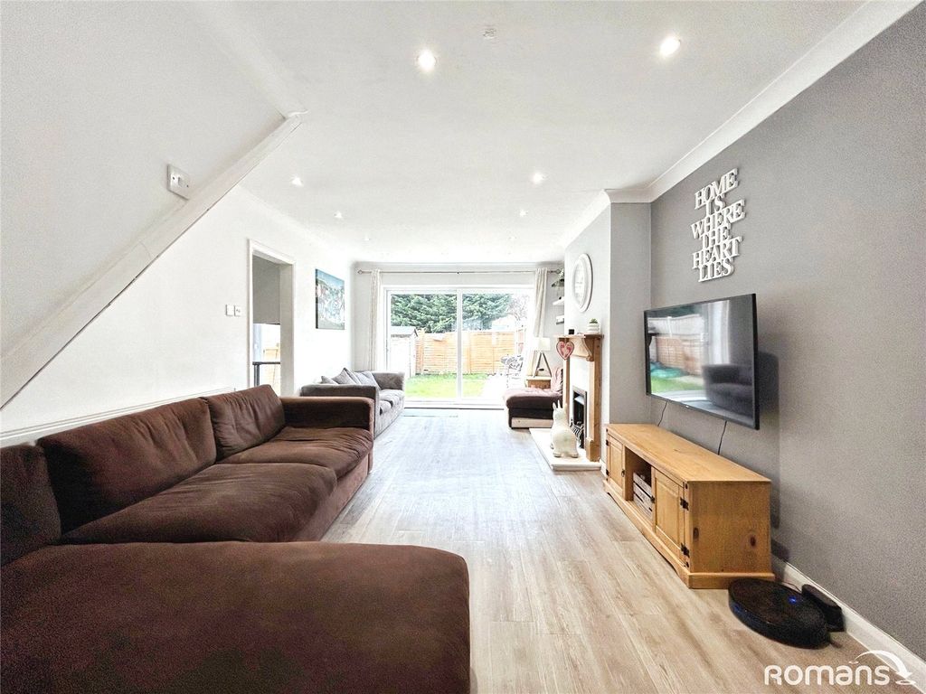 Property photo 2 of 11 Picture No. 02