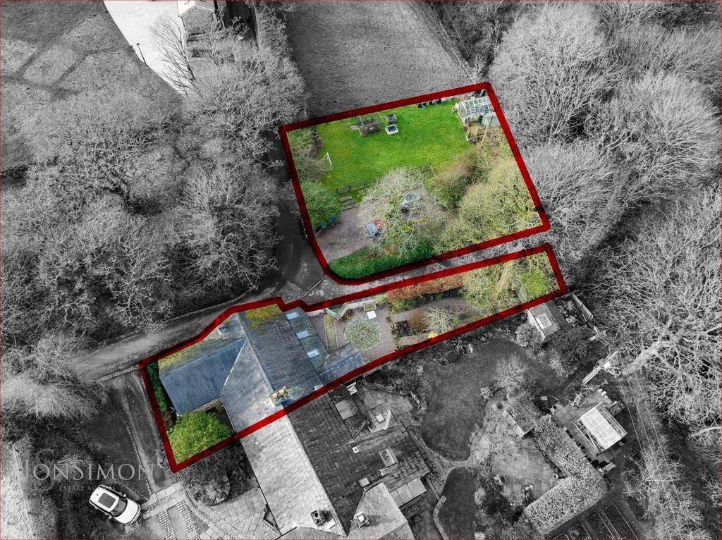 Property photo 2 of 62